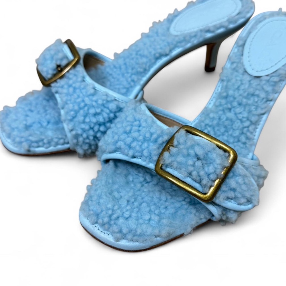 RARE Coach Baby Blue Shearling Sherpa Kitten Heels 6.5 - Picture 2 of 6